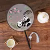 Leque Redondo Bordado Dupla Face, Design de Panda e Lótus, Especial para Hanfu, Versátil Leque de Dança Bordado de Suzhou, Leque Bordado à Mão Estilo Chinês para Sessão de Fotos