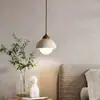 Lámpara colgante de noche Bauhaus vintage, plateada minimalista madera maciza retro dormitorio sala de estar entrada decorativa pequeña lámpara colgante, hierro