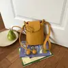 Bolsa para teléfono móvil, bolso pequeño cruzado, simple y versátil, sensación de alta gama, bolso cruzado para mujer, estilo coreano, adecuado para ir al trabajo, bolso elegante y con estilo para mujer