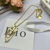 Conjunto Versátil de Luxo Leve da Marca D Novo CD Carta Nariz de Porco Borla Colar de Pérolas Conjunto de Pulseiras