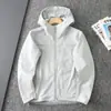 Chaqueta Soft Shell Sunstone M8Ic Versión Ligera Forrada de Polar Resistente al Viento e Impermeable para Exteriores con Capucha