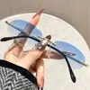 Óculos de Sol Novos Sem Armação com Corte na Borda Cuidadosamente Selecionados, Óculos de Sol Ovais de Metal para Homens, Fotografia de Rua, Óculos de Sol da Moda para Mulheres