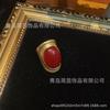 Piedra principal de ágata roja ovalada con incrustaciones de oro retro de 18 quilates chapada en cobre de la Edad Media occidental, sentido retro europeo 10