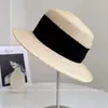 Chapéu de Palha Feminino de Verão Pequeno Yan Rafei Grama Trança Fina Topo Plano Roxo Chapéu de Sol Chapéu de Palha Retrô Chapéu Plano com Fita Plissada Chapéu de Sol