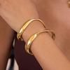 Diseño Minimalista Acero Inoxidable Oro de 18K Liso Retorcido Apertura Irregular Pulsera de Acero Inoxidable Joyería