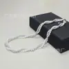Colar Francês Estilo Preguiçoso de Madrepérola para Mulheres Aço Titânio Não Desbota Facilmente Corrente de Clavícula de Luxo Leve Nicho Atacado