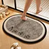 Tapete de Chão de Lama Diatomácea com Desenhos Animais Pequenos Fofos Banheiro Box de Banho Porta Absorção de Água Secagem Rápida Tapete de Porta Resistente a Manchas Tapete para Lavatório
