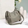 Bolsa Feminina Transfronteiriça de Alta Qualidade com Múltiplos Compartimentos, Bolsa de Ombro em Tecido de Nylon Impermeável para Mulheres, Novo Modelo 2026, Bolsa Transversal Casual Leve
