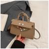 Bolso de Hombro de Gama Alta para Mujer Verano 2025 Nuevo Versátil Retro Bolso Cruzado de Moda y Exquisito Bolso de Mano Kelly