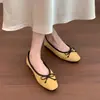 Zapatos Mary Jane Planos de Ante con Punta Cuadrada y Lazo Poco Profundos Wanwanfeng para Mujer 2026 Nuevos Slip-On Zapatos de Abuela
