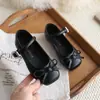 Sapatos de Couro para Meninas 2026 Primavera/Outono Novos Sapatos de Princesa Infantis Menina Solado Macio Respirável Mary Janes Corte Baixo Elegantes Sapatos de Uma Sola
