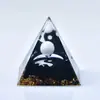 Fábrica de artesanías para decoración de escritorio de oficina en casa con grava de pirámide de cristal de resina epoxi de comercio exterior transfronterizo