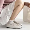 Sapatos Mary Jane prateados estilo francês para mulheres, corte baixo, sapatilhas de verão 2016, sapatilhas gentis e elegantes, versáteis