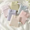 Calcinhas Femininas de Seda Gelada Leve Sem Costura com Renda na Cintura Média Respiráveis Antibacterianas com Entrepernas Estendidos em Cores Macaron para o Verão