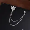 Broche de Cadena Personalizado Transfronterizo Europeo y Americano con Diseño de Corazón de Diamante y Ciervo Moda Copo de Nieve Geométrico Creativo Pin para Traje
