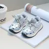 Zapatos Andador para Bebés Estilo Otoño 2026 para Niñas Pequeñas Zapatos de Princesa de Lunares de 0 a 3 Años Zapatos de Tabla con Ribete de Encaje para Niñas Pequeñas