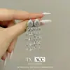 Pendientes de Borla con Forma de Gota de Agua de Lujo Europeos y Americanos de Moda de Gama Alta Exagerados de Lujo Ligero Moda Exquisito Temperamento Moda Versátiles
