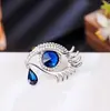 Broche Elegante de Borboleta de Alta Qualidade Dongdaemun Pin Feminino de Alta Qualidade 2024 Nova Moda Acessórios de Corsage de Design Nicho