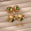 Brincos irregulares de aço inoxidável retrô com amor incrustado de zircônia verde de alta qualidade, brincos de coração de pêssego, atacado