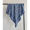 Lenço Quadrado Pesado de Sarja com Estampa Exclusiva de Camélias para a Primavera, Lenço de Pescoço com Proteção Solar e Sombra, Xale Multifuncional de Duplo Uso