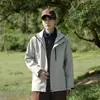 24 Chaquetas de Invierno para Exteriores Nuevas para Hombres y Mujeres en Otoño e Invierno Abrigos de Algodón Tres en Uno Desmontables Impermeables y a Prueba de Viento Terciopelo de Visón