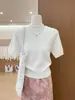 Camisa para mujer de manga corta, hombro normal, colección de verano 2026, diseño fino, estilo nicho, corte ajustado, top corto, blanco, talla única