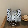 2026 Verão Nova Bolsa de Bolinhas Versão Coreana Bolsa Tote de Grande Capacidade para o Trabalho Doce Cool Simples de Alto Valor Bolsa de Ombro