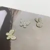Nuevos accesorios de aleación de mariposa pequeña con diamantes completos funda de teléfono amorosa joyería para uñas accesorio para el cabello de chica con temperamento material DIY