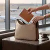 Portapasaporte de cuero PU con múltiples ranuras para tarjetas, funda de pasaporte de cuero, nuevo modelo para TikTok transfronterizo, en stock