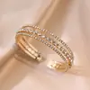 Moda Europeia e Americana Pulseiras Exageradas com Diamante Pulseiras Abertas Celebridade da Internet Super Brilhante Design Elegante Joias de Mão Femininas Atacado Feito à Mão