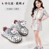 Tênis Feminino 2026 Primavera Novo Modelo Infantil Solado Macio Calçados Casuais para Meninas Desenho Bebê Tênis de Treino Tendência