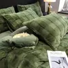 Juego de Cuatro Piezas de Piel de Conejo, Terciopelo de Leche Engrosado, Funda de Edredón Cálida de Invierno, Ropa de Cama de Coral, Antiestático, Antibacteriano