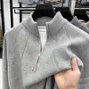 Suéter de punto con media cremallera para hombre, nuevo, invierno, vintage, jacquard, casual, versátil, color liso, suéter base cálido