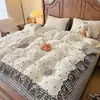 Juego de Sábanas Cálidas Espesas de Leche Grado A Otoño/Invierno Juego de Cuatro Piezas Juego de Tres Piezas con Encaje de Color Contrastante Estilo Lolita Sanador