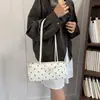 Bolsa Baguete Doce de Bolinhas Única para Mulheres 2026 Nova Moda Bolsa de Ombro/Axila com Laço Bolsa de Mão Versátil