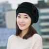 Gorro de lana con flores para mujer, boina de piel de conejo gruesa de terciopelo para exteriores, cálido, de punto, con protección para las orejas, moda de otoño e invierno
