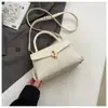 Bolsa Cuadrada Pequeña Clásica Exquisita Popular Francesa para Mujer Diseño Popular de Gama Alta Bolsa Cruzada Portátil para Viajes y Commuting