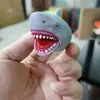 Boneco de Dedo de Tubarão Esmaltado Criativo Transfronteiriço Brinquedo Macio de Borracha Engraçado para Descompressão de Feriado Jogo Adereços Interativos