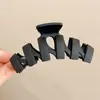 Pinza Geométrica Simple para el Cabello, Pinza de Moda para la Parte Trasera de la Cabeza, Pinza Femenina de Color Café, Accesorio para el Cabello de Pinza de Tiburón de Alta Gama y Exquisito