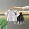 0537 Traje de Verano para Niños, Conjunto de Dos Piezas de Manga Corta y Shorts Estilo Coreano para Niños, Ropa Casual de Verano para Bebés, Moderno