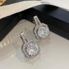 Pendientes Cuadrados con Diseño de Bolso Hecho a Mano Microincrustados, Nuevo Estilo 2026 Moda para Mujer Lujo Ligero Gama Alta Pendientes Estilo Chanel