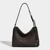 Bolso de hombro de diseño de nicho tejido a mano, simple y versátil, bolso tote casual de gran capacidad para mujer