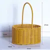 Bolso tipo cesta de flores arreglo floral cesta tejida de bambú maceta tejida arreglo floral cesta pequeña cesta tejida de paja niña de las flores cesta pequeña de ratán tejida