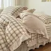 2026 Nuevo Estilo Hilo Teñido Algodón Puro Algodón Lavado Relleno de Algodón Lavado a Alta Temperatura Cubre Cama Juego de Cuatro Piezas
