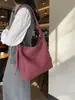 2025 Nueva Bolsa de Mezclilla Estilo Perezoso para Mujer Versátil Bolso Tote de Gran Capacidad Bolso de Hombro Simple para el Viaje Diario