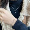 Collar Dinámico de Medio Círculo Totalmente Diamantado Meijia para Mujer, Estilo Clásico con Incrustación Completa de Diamantes, Diseño de Lujo Ligero de Alta Gama, Cadena Versátil para Clavícula de Mujer