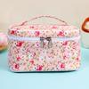 Bolsa de Cosméticos Personalizada, Bolsa de Cosméticos Floral Quadrada Portátil, Aparência Sofisticada, Bolsa de Higiene Pessoal de Grande Capacidade, Bolsa Portátil para Armazenamento de Produtos de Skin Care