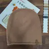 Gorro de Punto 100% Lana Pura Borde Enrollado Lana para Hombres y Mujeres Gorro para el Frío Protección para los Oídos Gorro de Pelo de una Pieza Listo para Exportación