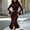 Vestido Europeu e Americano Preto de Gola Alta com Mangas Sino, Fivela de Metal, Caimento Justo, Cauda de Peixe Irregular, Vestido de Comércio Exterior