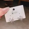 Pendientes de botón tipo ramo de flores de circonita cúbica, ligeros y lujosos, para mujer, estilo coreano, modernos y elegantes, con pasador de plata, nueva colección 2026